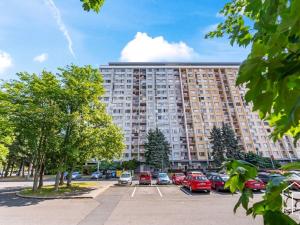 Prodej bytu 3+1, Praha - Kobylisy, Hlaváčova, 67 m2