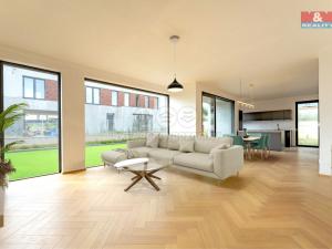 Prodej rodinného domu, Praha - Velká Chuchle, Bochníčkova, 304 m2