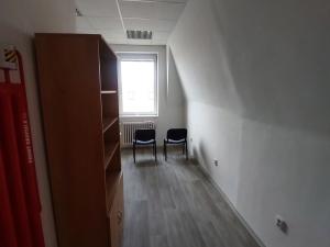 Pronájem kanceláře, Plzeň - Jižní Předměstí, Skrétova
