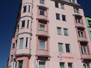 Pronájem kanceláře, Plzeň - Jižní Předměstí, Skrétova