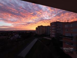 Pronájem bytu 2+kk, Praha - Horní Měcholupy, Nad přehradou, 45 m2