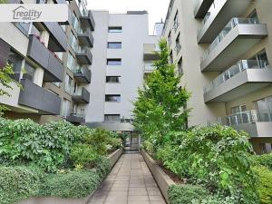 Pronájem bytu 2+kk, Praha - Žižkov, Prokopova, 46 m2