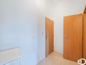 Pronájem bytu 2+kk, Praha, Husinecká, 45 m2