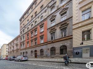 Pronájem bytu 2+kk, Praha, Husinecká, 45 m2