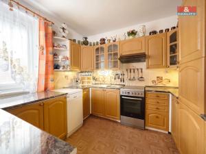 Prodej rodinného domu, Králův Dvůr, Na Stráni, 277 m2