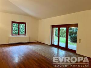 Prodej rodinného domu, Javorník, 270 m2