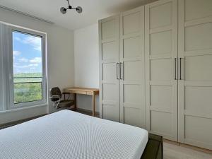 Pronájem bytu 2+kk, Praha, Výstavní, 59 m2