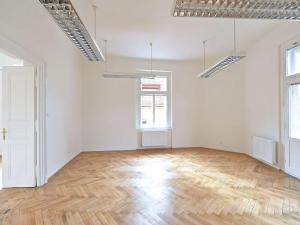 Pronájem kanceláře, Praha - Nové Město, Klimentská, 205 m2