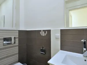 Pronájem kanceláře, Praha - Nové Město, Klimentská, 205 m2