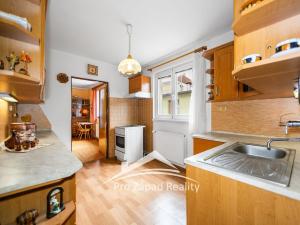 Prodej rodinného domu, Chlumčany, Komenského, 154 m2