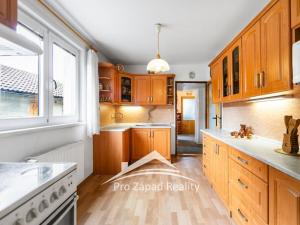 Prodej rodinného domu, Chlumčany, Komenského, 154 m2