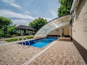 Prodej rodinného domu, Turnov - Bukovina, 450 m2