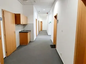 Pronájem kanceláře, Cheb, Májová, 19 m2