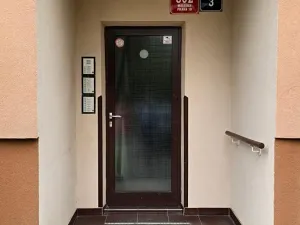 Pronájem bytu 2+1, Praha - Malešice, Chotutická, 54 m2