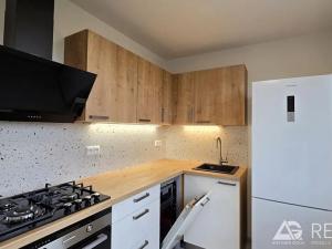 Pronájem bytu 2+1, Praha - Malešice, Chotutická, 54 m2