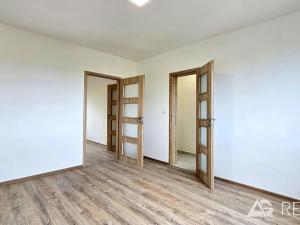 Pronájem bytu 2+1, Praha - Malešice, Chotutická, 54 m2