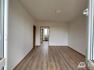 Pronájem bytu 2+1, Praha - Malešice, Chotutická, 54 m2