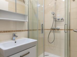 Pronájem bytu 2+kk, Praha - Košíře, Česká, 46 m2