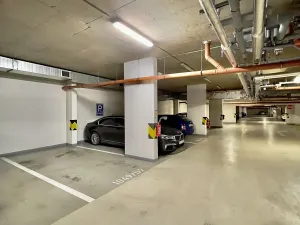 Pronájem bytu 2+kk, Praha - Vysočany, Pod Harfou, 56 m2