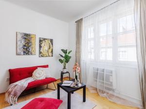 Pronájem bytu 1+kk, Praha - Záběhlice, Záběhlická, 26 m2