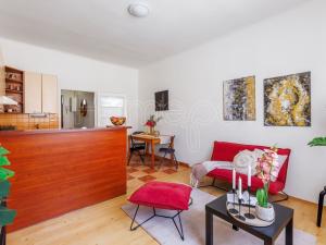 Pronájem bytu 1+kk, Praha - Záběhlice, Záběhlická, 26 m2