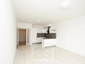 Pronájem bytu 2+kk, Praha - Modřany, K Vystrkovu, 59 m2