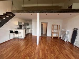 Pronájem bytu 2+kk, Praha - Libeň, Novákových, 72 m2