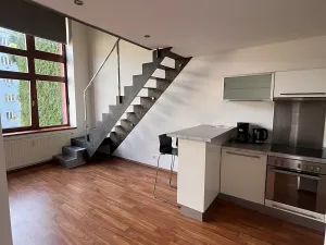 Pronájem bytu 2+kk, Praha - Libeň, Novákových, 72 m2