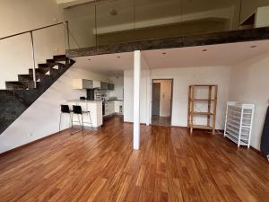 Pronájem bytu 2+kk, Praha - Libeň, Novákových, 72 m2
