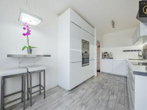 Prodej bytu 3+1, Praha - Modřany, Božetická, 73 m2
