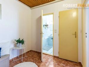 Prodej bytu 2+kk, Praha - Dejvice, Dejvická, 48 m2
