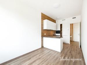 Pronájem bytu 2+kk, Praha - Strašnice, Počernická, 39 m2