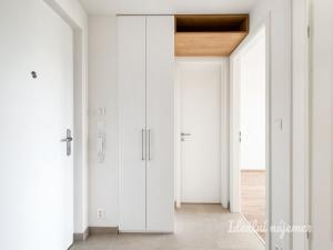 Pronájem bytu 2+kk, Praha - Strašnice, Počernická, 39 m2