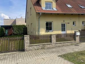Pronájem rodinného domu, Hřebeč, Bezručova, 150 m2