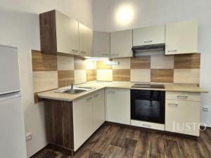 Pronájem bytu 2+kk, Písek - Vnitřní Město, Velké náměstí, 72 m2