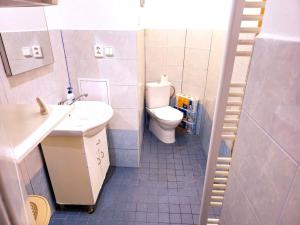 Prodej ubytování, Praha - Dejvice, Na hutích, 23 m2