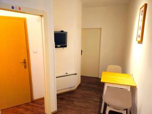 Prodej ubytování, Praha - Dejvice, Na hutích, 23 m2