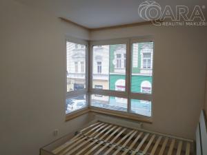 Pronájem bytu 2+kk, Praha, Kurta Konráda, 46 m2