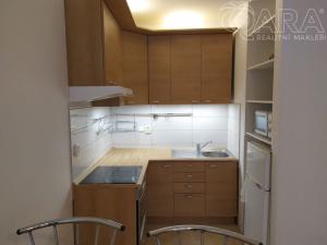 Pronájem bytu 2+kk, Praha, Kurta Konráda, 46 m2