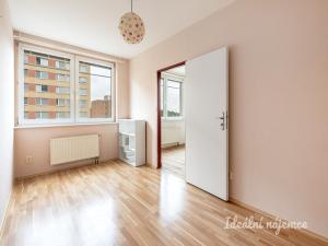 Pronájem bytu 2+kk, Praha - Troja, Hnězdenská, 35 m2