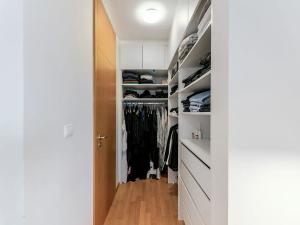 Pronájem bytu 3+kk, Praha - Žižkov, Pitterova, 100 m2