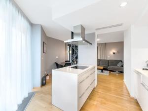 Pronájem bytu 2+kk, Praha - Žižkov, Pitterova, 100 m2