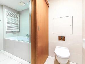 Pronájem bytu 2+kk, Praha - Žižkov, Pitterova, 100 m2
