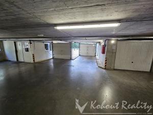 Prodej garáže, Praha - Strašnice, Štěchovická, 16 m2