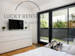 Pronájem bytu 2+kk, Praha - Modřany, Mezi vodami, 63 m2