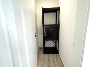Pronájem bytu 1+kk, Tuchoměřice, V Kněžívce, 33 m2