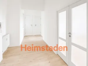 Pronájem bytu 1+1, Ostrava - Mariánské Hory, Zelená, 38 m2