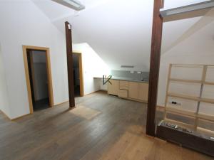 Pronájem kanceláře, Praha - Nusle, Bělehradská, 156 m2