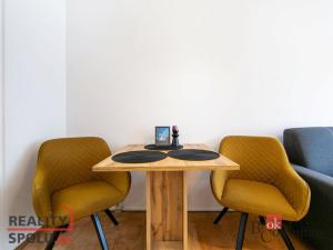 Prodej bytu 2+1, Praha - Ruzyně, U valu, 41 m2