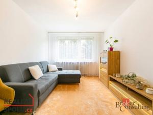 Prodej bytu 2+1, Praha - Ruzyně, U valu, 41 m2